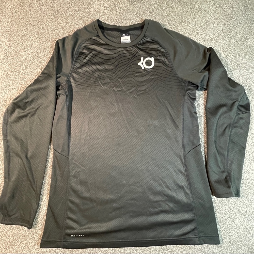 Kevin Durant Nike Dri Fit Grey Long Sleeve shirt Medium